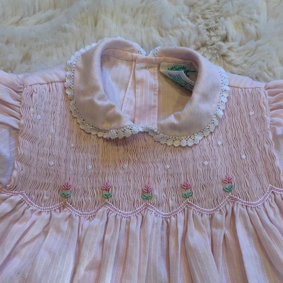 Vintage Pink Smocked Embroidery Baby Dress 6-9 months - Picture 3 of 4